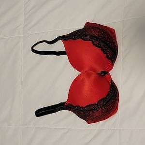 Victoria's Secret Very Sexy Push-Up